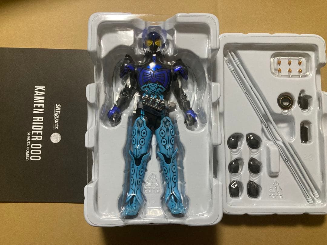 真骨彫　仮面ライダーオーズ　ガタキリバ　ラトラーター　シャウタ　サゴーゾ