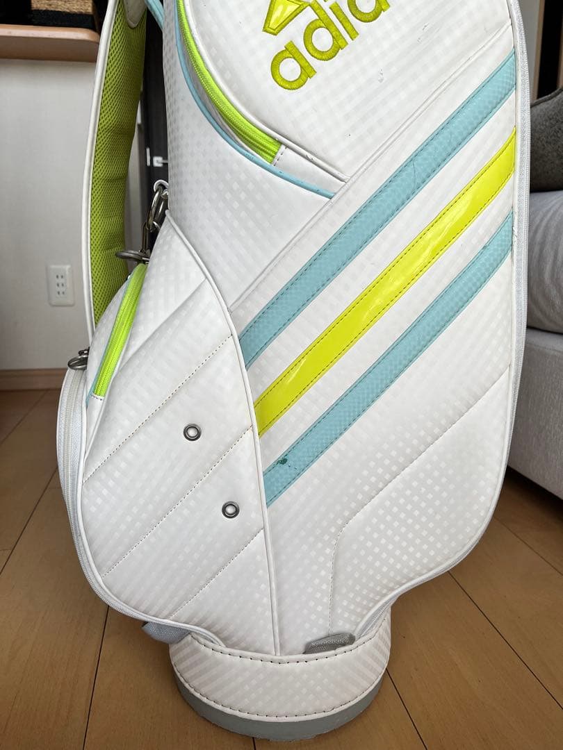 良品adidas アディダス　カート型キャディバッグ レディース　軽量　8.5型