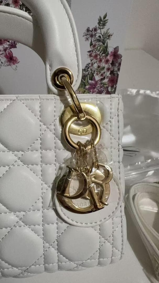 スモール ホワイト カナージュ・レザー