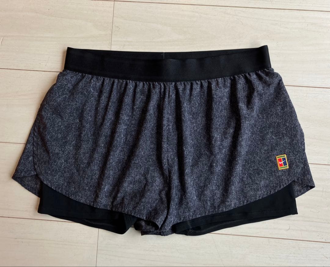 NIKEナイキ＊ピュアトップテニスシャツとデニム風ショートパンツ上下セット