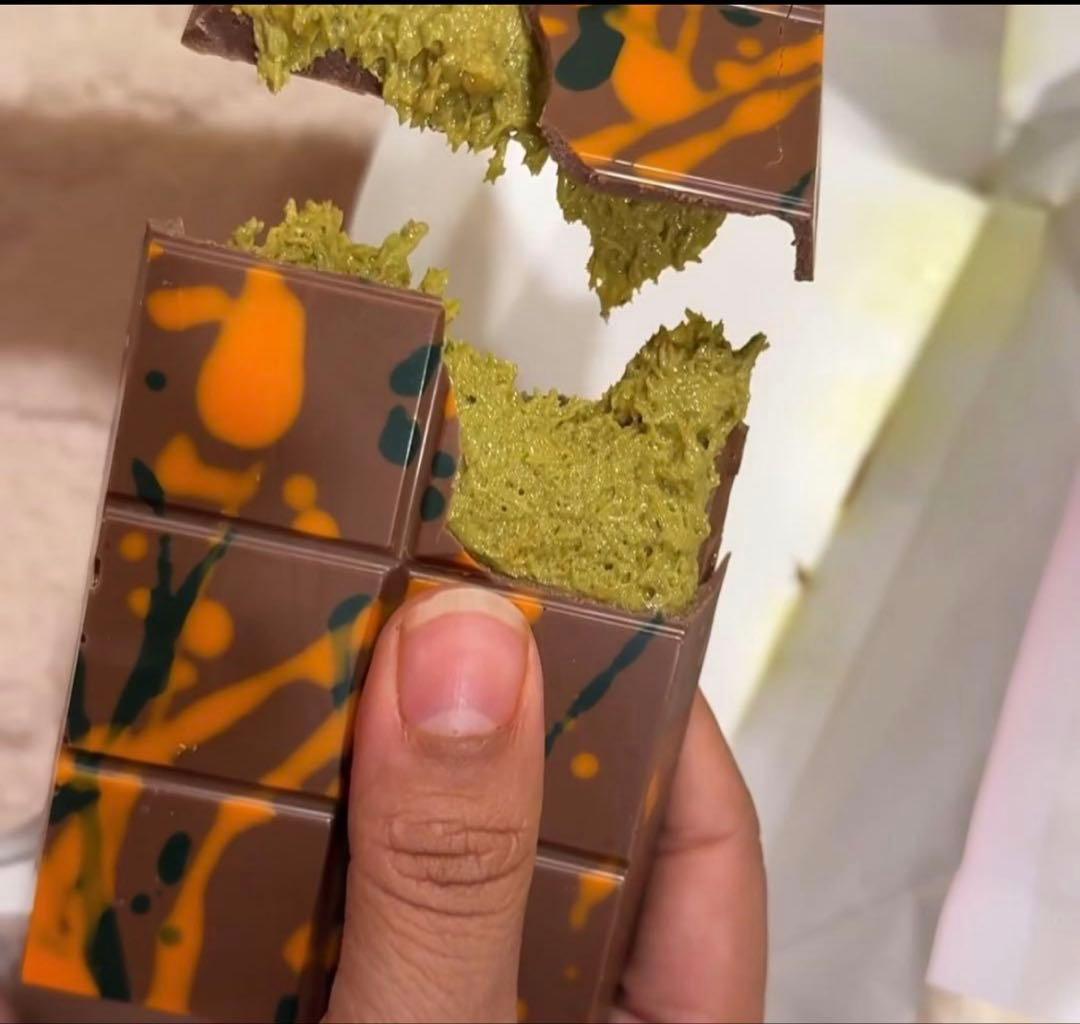 専用。2枚セット　fix デザートチョコレート 人気No.1 ピスタチオ