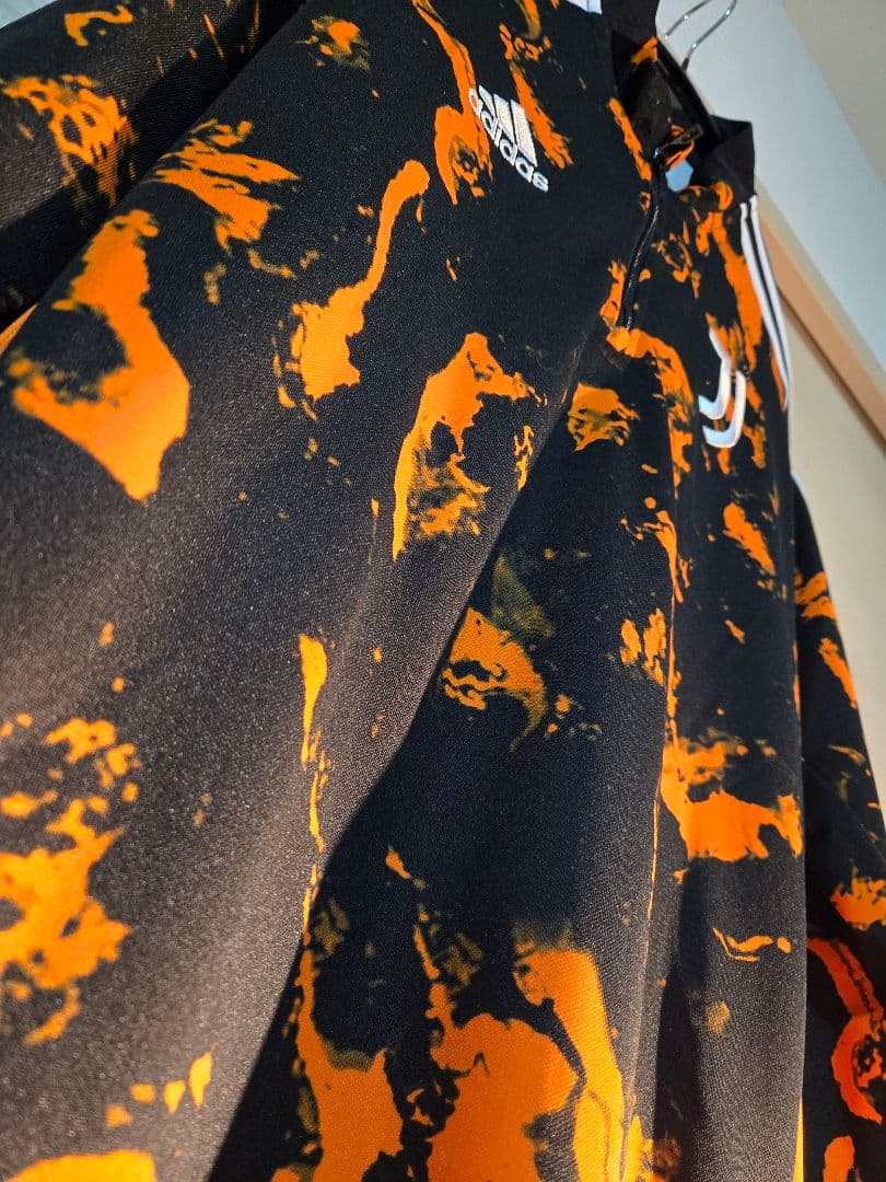 ​【正規品】 ユヴェントス 20/21 AOP トレーニングトップ