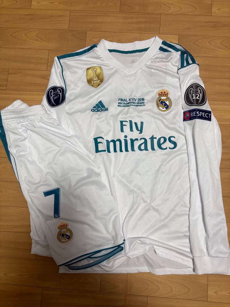 は*ん様 レアル・マドリード クリスティアーノ・ロナウド　長袖ユニフォーム