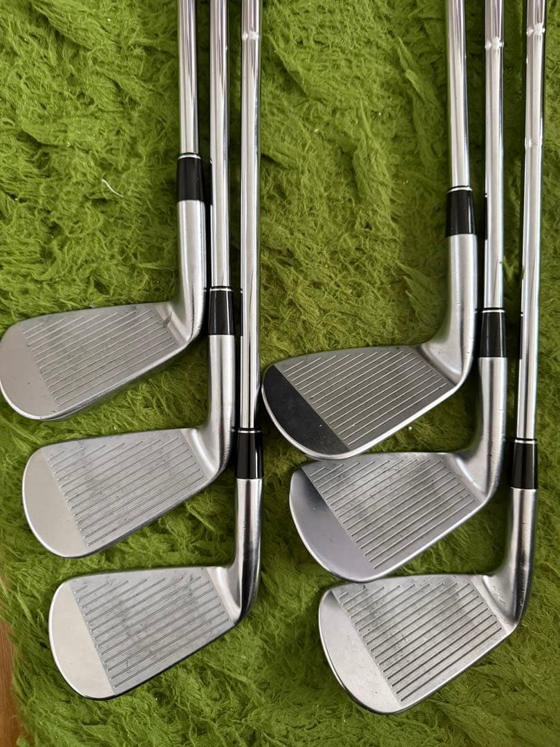 スリクソン　ZX5 アイアン　　シャフトDG S200 MID115