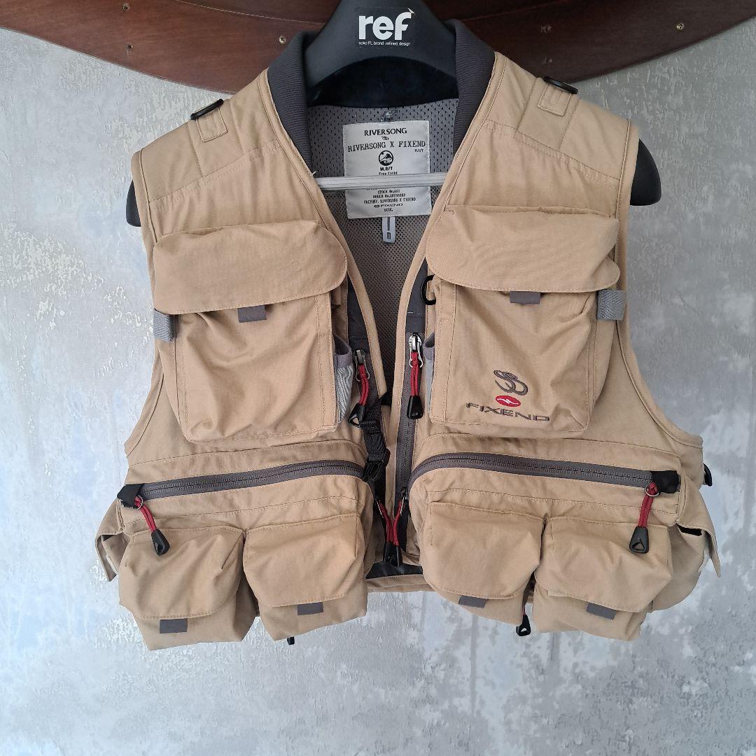 フィクスエンド　フライベスト　　 藤成史氏監修モデル　Mサイズ　タンカラー