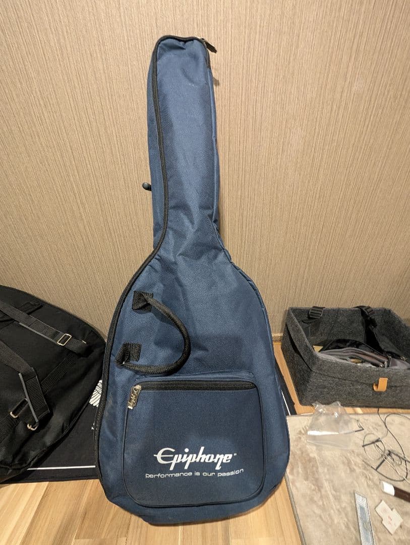 美品/Epiphone　DR-100LTD/NA チューナー付エレアコ　ケース付