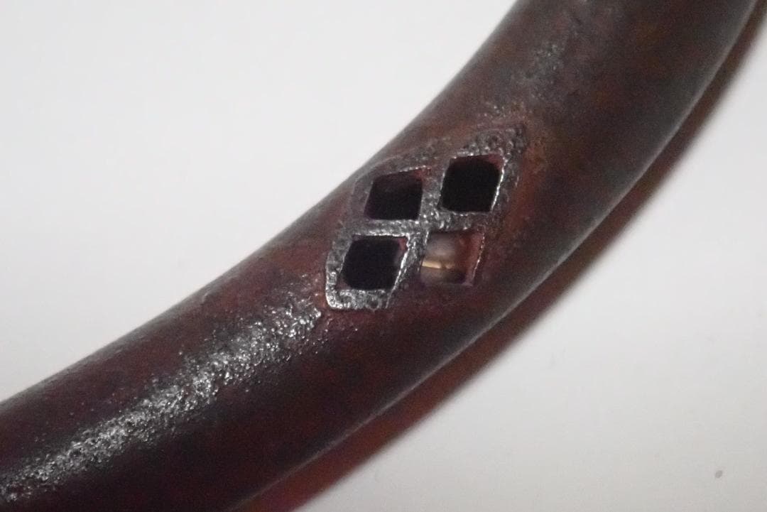 釜釣り 宗山 透かし入 菊桐金象嵌