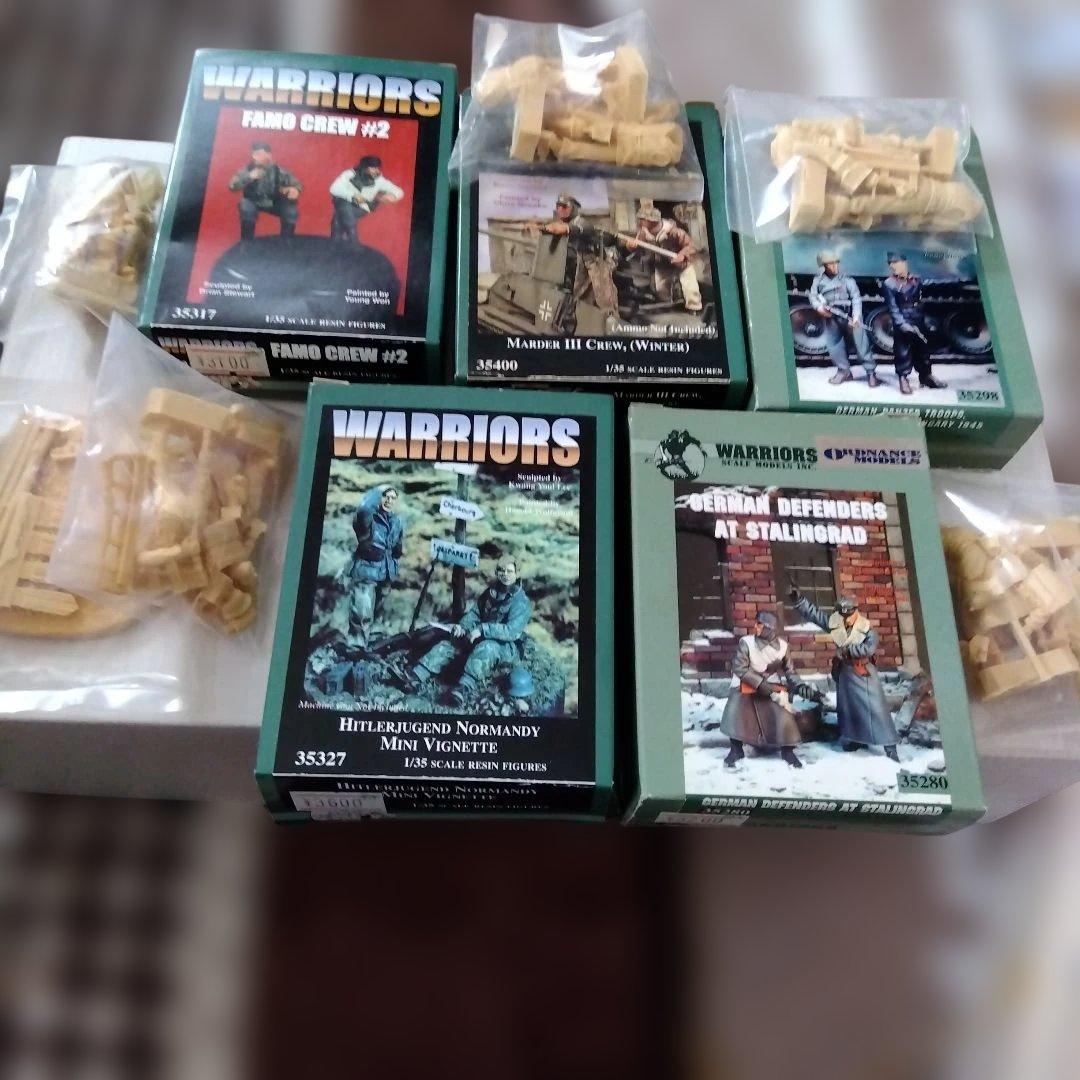 WARRIORS　レジンフィギュア18個