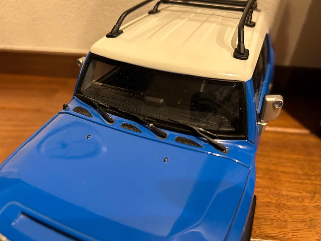トヨタ FJクルーザー ミニカー　オートアート　1/18