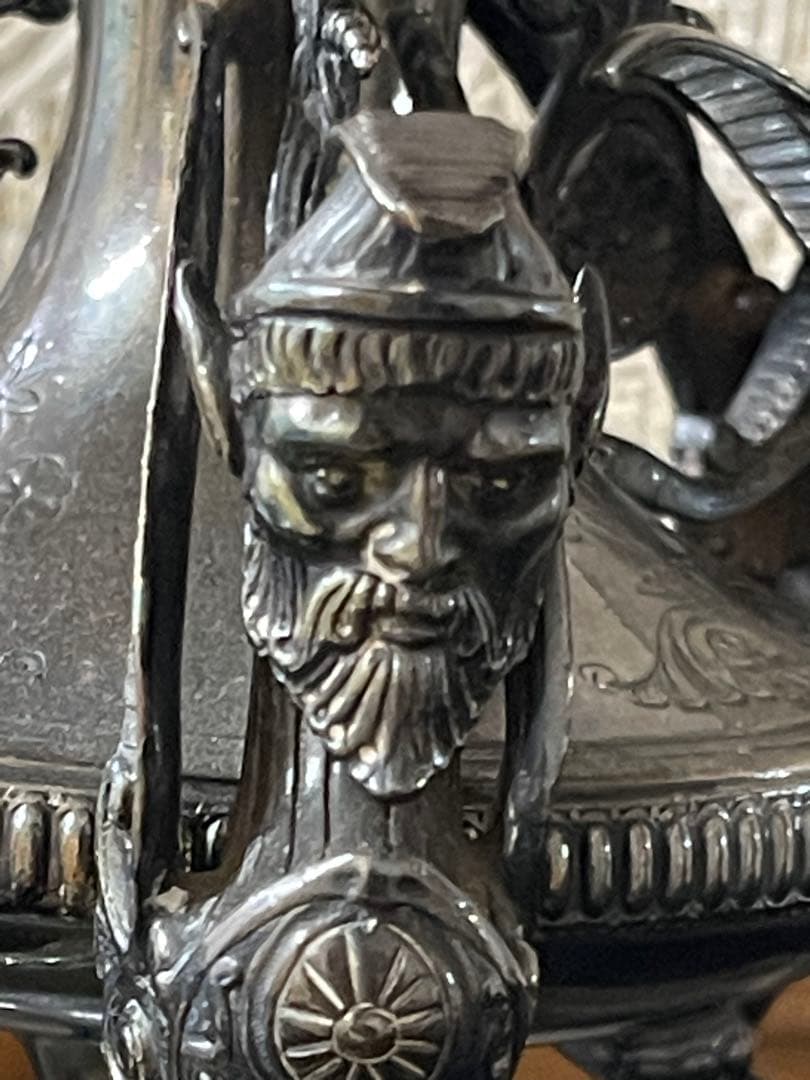 クラシック銀仕上げの製品大皿 菓子器　アンティーク