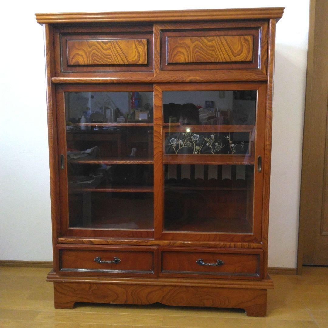 茶箪笥 ガラス扉付き 収納家具