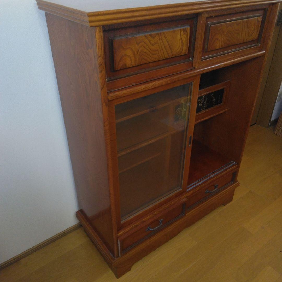 茶箪笥 ガラス扉付き 収納家具