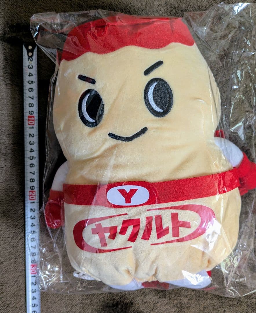 ヤクルトマン　ぬいぐるみ（中）非売品