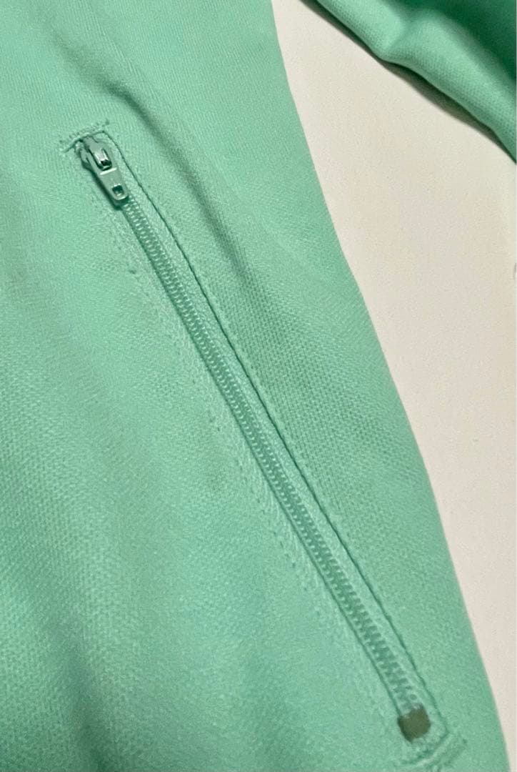 adidas トラックジャケット　ミント