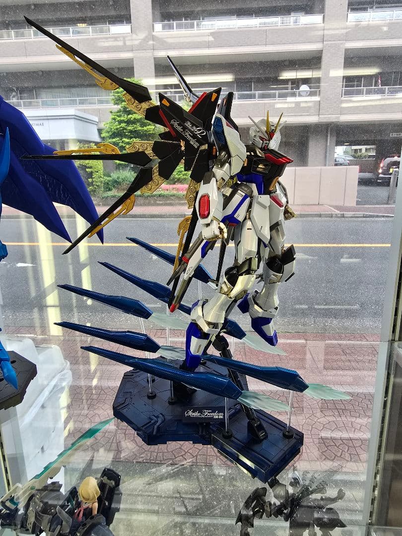 MG ストライクフリーダム 蛍光×キャンディ塗装 全塗装 一点物 展示実績あり