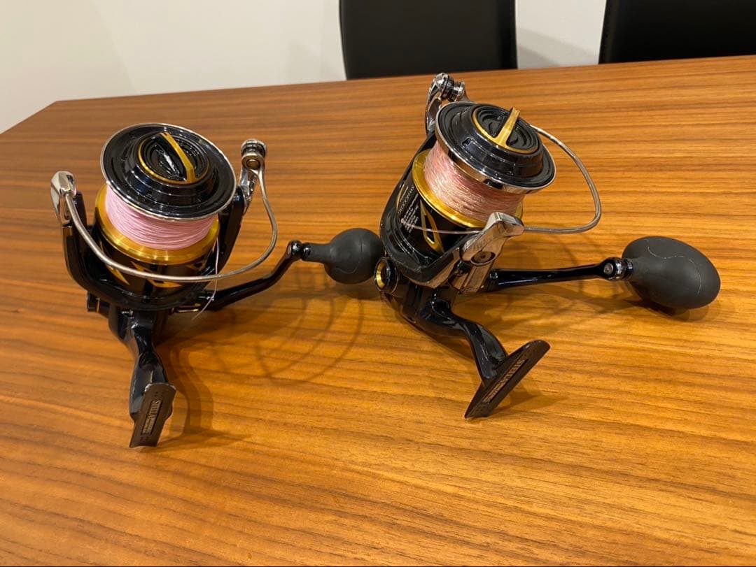 フィッシングリール SW ブラック ピンク糸 やきとり