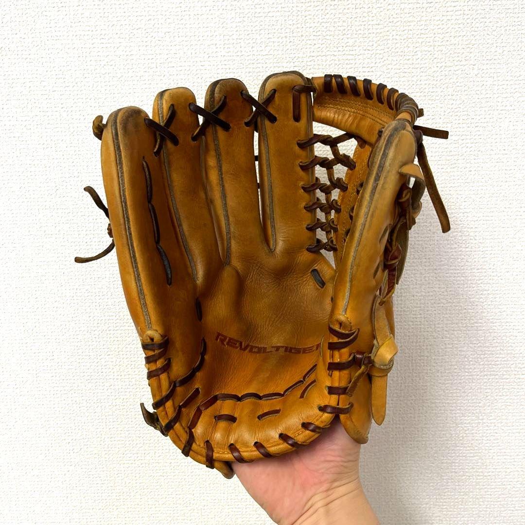 694 ミツワタイガー レボルタイガー 型抜群 硬式 外野手用グローブ