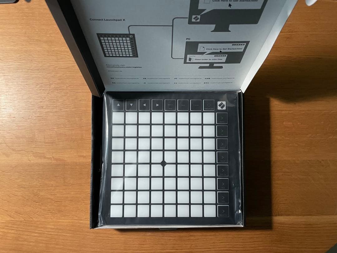 Novation Launchpad X 純正キャリングケース付き