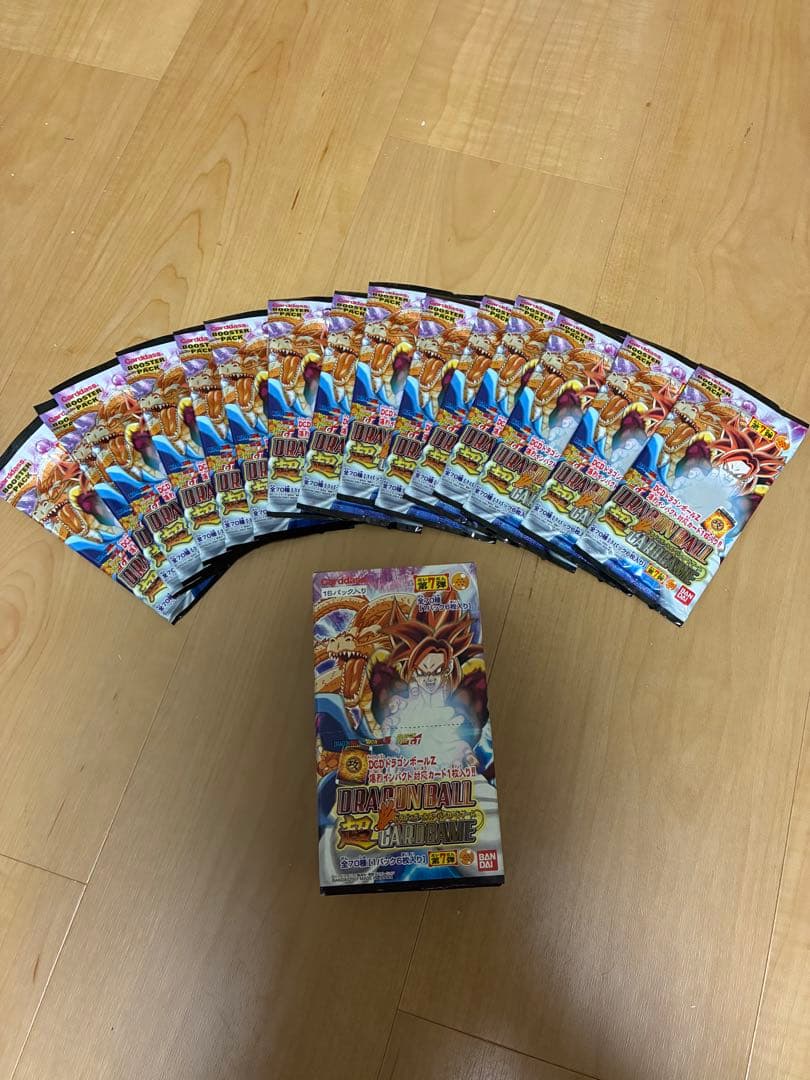 ドラゴンボールカード15パック(空箱は発送しません)