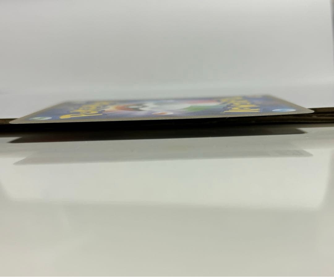 ポケモン　ムンク展プロモカード　ピカチュウ　レア