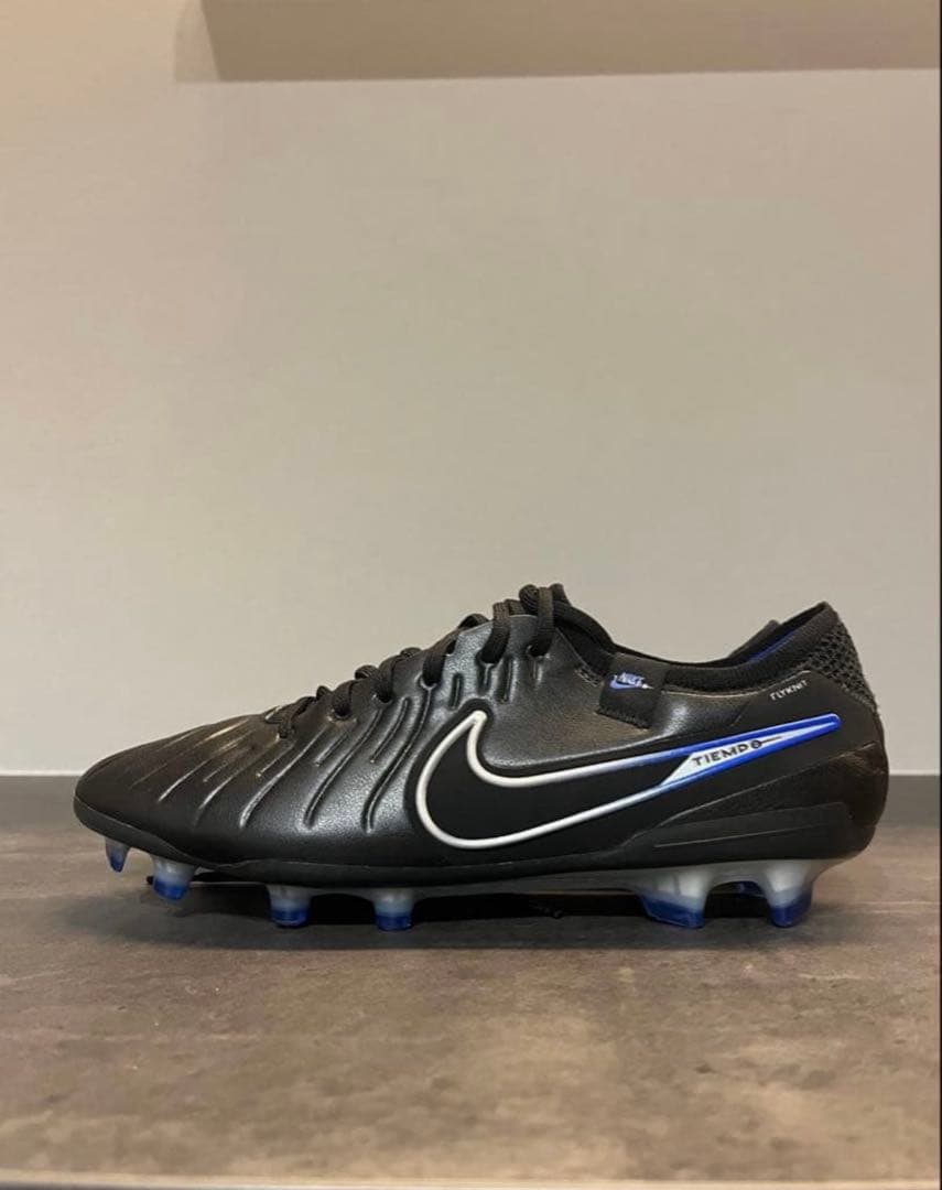 ナイキ ティエンポ レジェンド エリートNIKE Tiempo