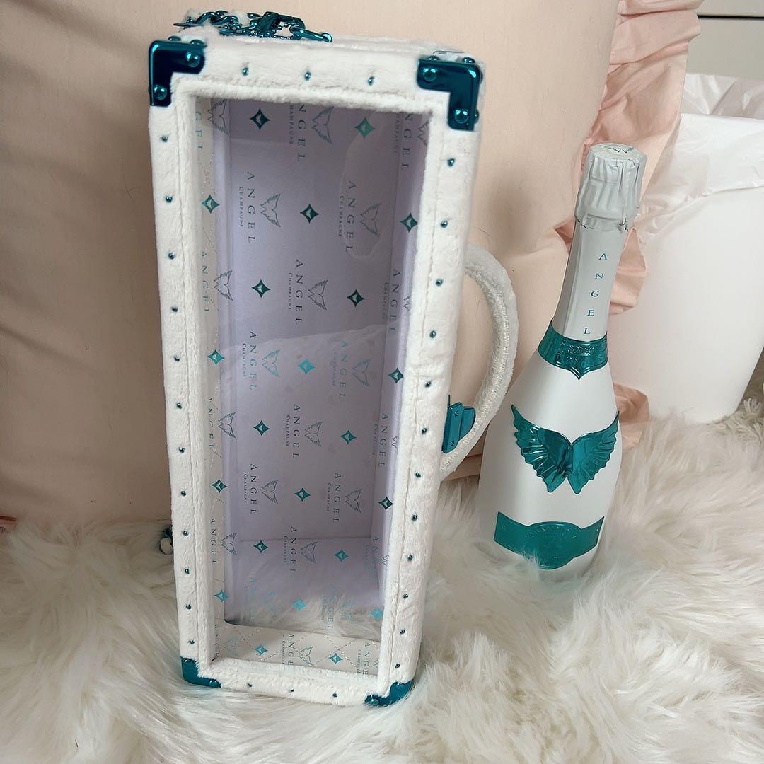 【新品未使用未開封美品】エンジェル シャンパン ドゥミセックロゼ