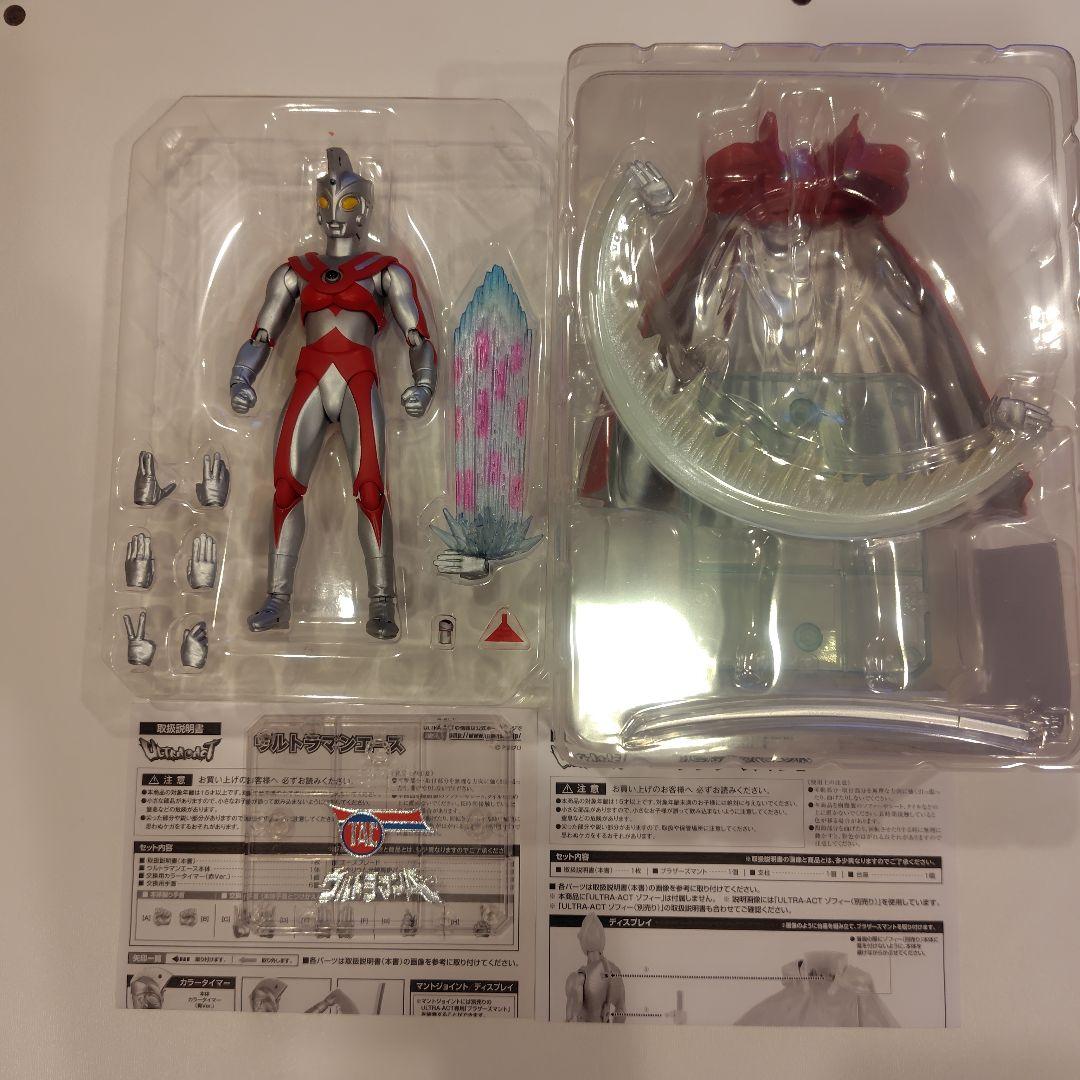 ウルトラアクト 6体、ブラザーズマントセット