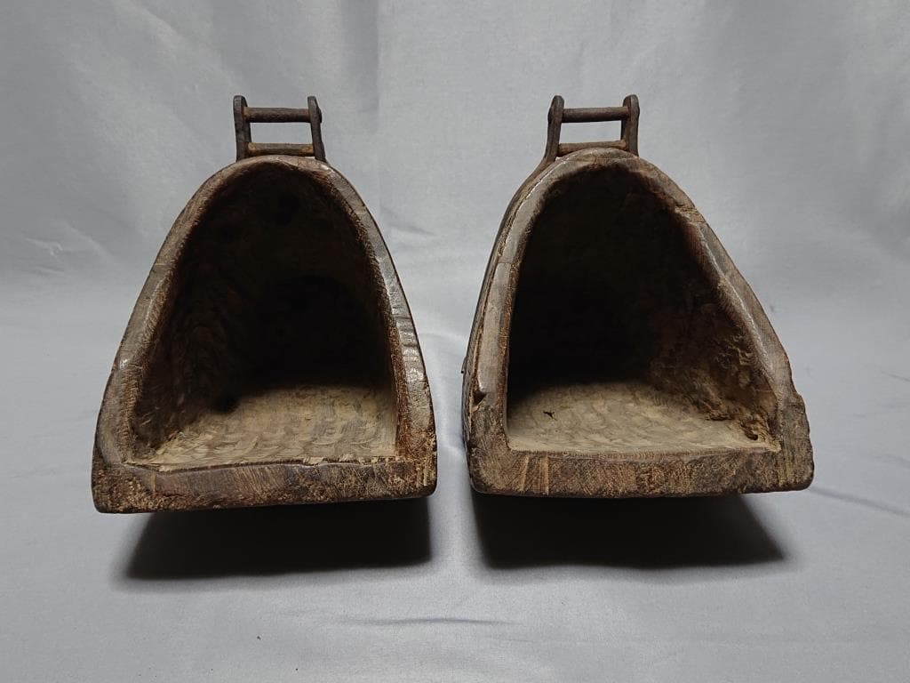 コレクター収集品　貴重　グアテマラ　馬具　古い木製の鐙