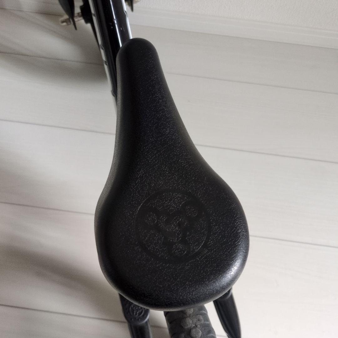 ※サラ※STRIDER バランスバイク 12インチ ブラック