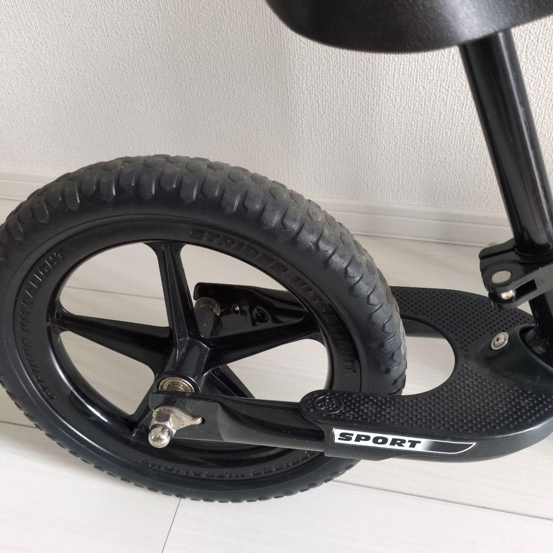 ※サラ※STRIDER バランスバイク 12インチ ブラック