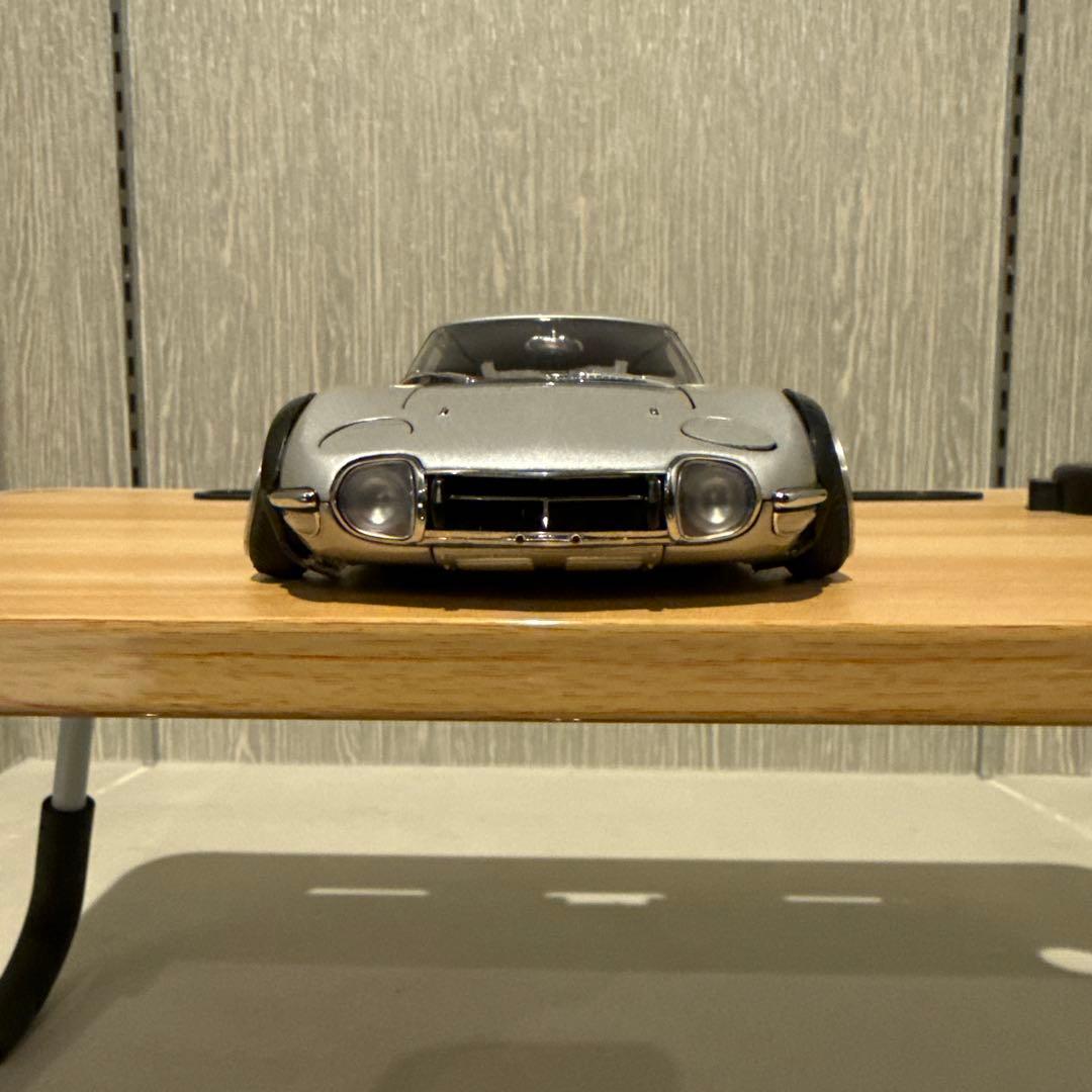トヨタ 2000GT 1/18 シルバー ローダウン仕様　autoart