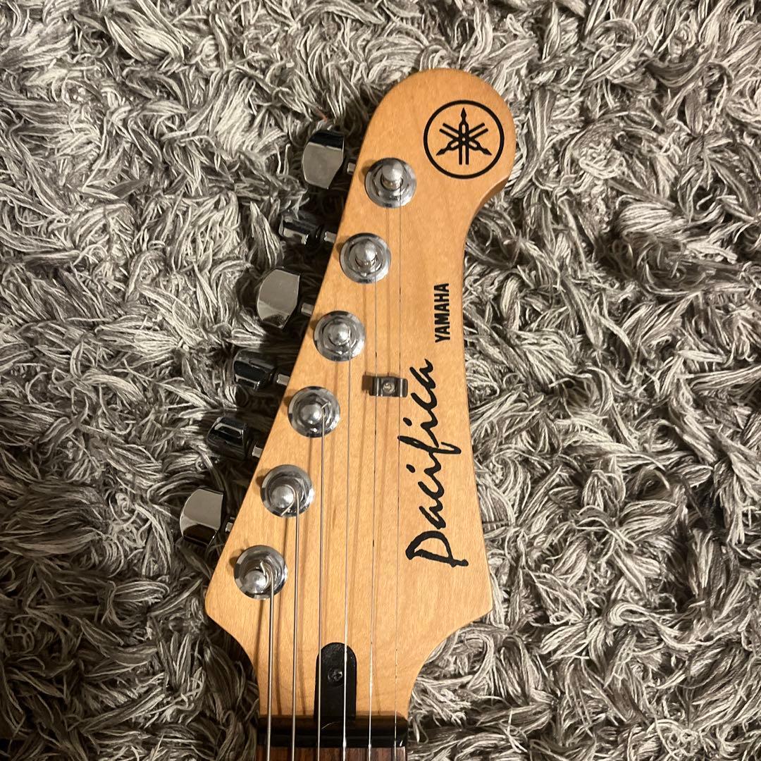 Yamaha Pacifica ブラックエレキギター