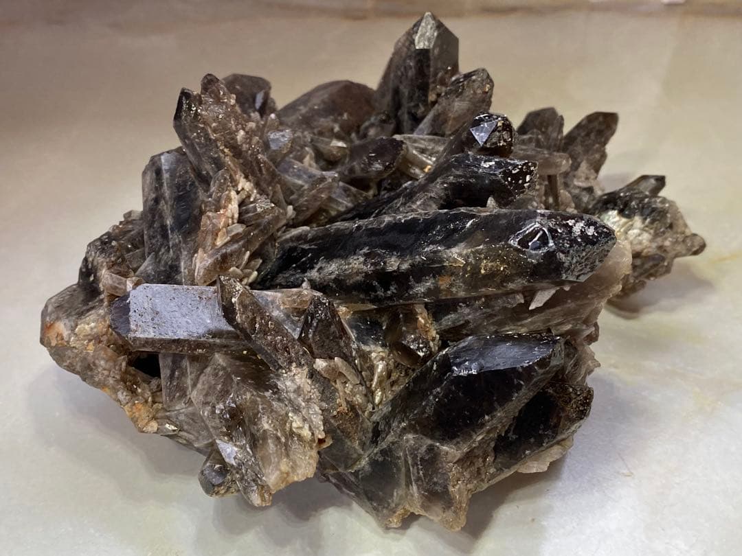 T1030-29ブラジル産水晶結晶モリオンスモーキークォーツ原石クラスター黒水晶