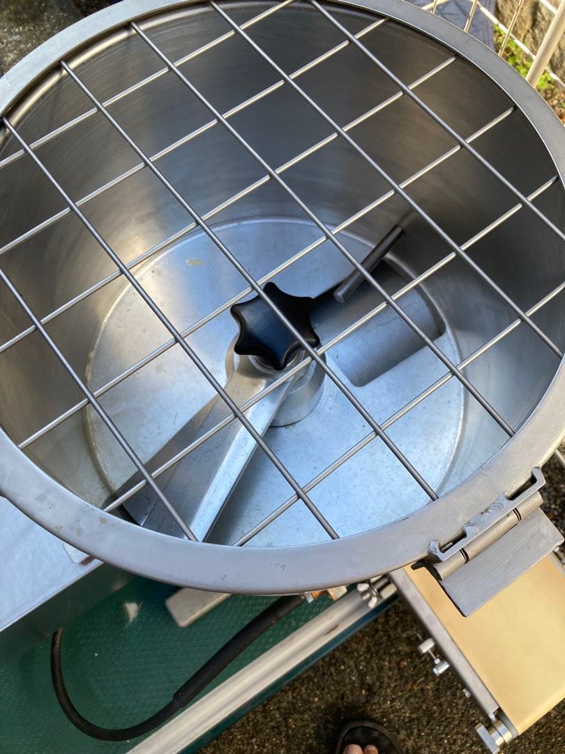 大幅値下げ　食品成型機　ハンバーグやコロッケなど　業務用