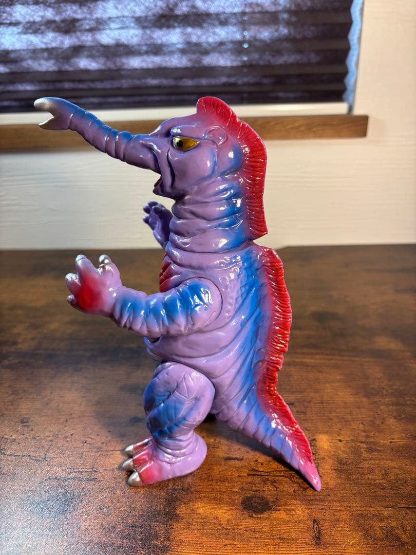 ブルマァク　サータン　復刻版　ソフビ　帰ってきたウルトラマン　怪獣　ウルトラマン