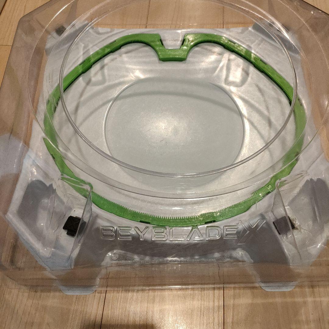 BEYBLADE　ベイブレードX　スタジアム　ケース　ブレード　ランチャー