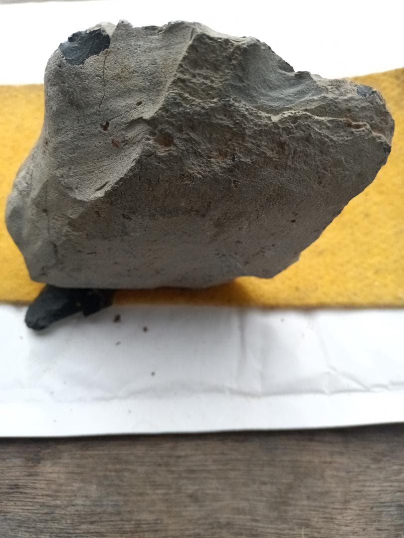 握り槌　出土石器　旧石器時代　縄文時代　サヌカイト　　185