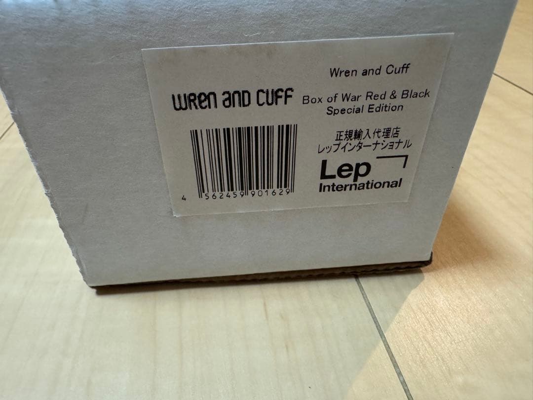 Wren and Cuff Box of War 日曜日までの大幅値下げ