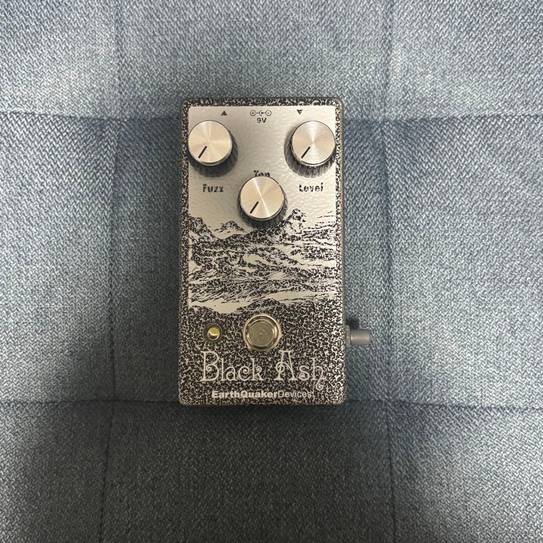 ギター Earthquaker Devices Black Ash CULT
