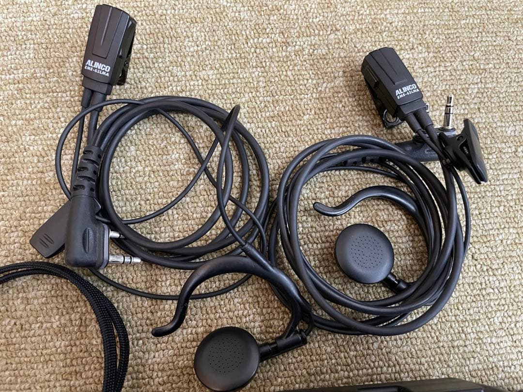 ALINCO DJ-PV1D トランシーバー2台　無線　充電スタンド付　中古