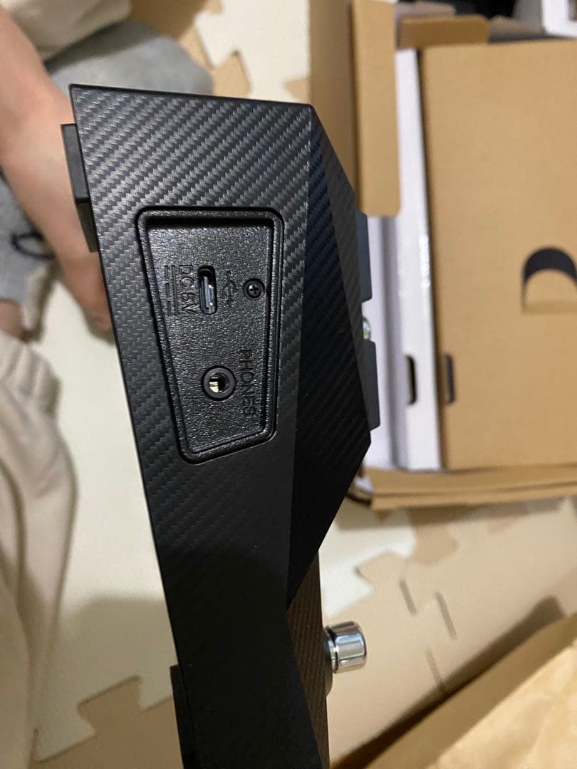 ZOOM B2FOUR ベースエフェクトペダル