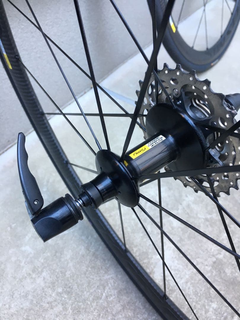 MAVIC COSMIC CARBONE 40 ELITEホイール11S