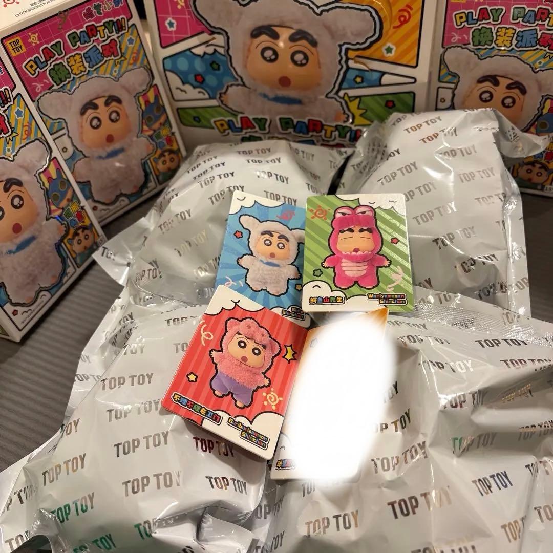 TOP TOY クレヨンしんちゃん 4種類 (カード付)