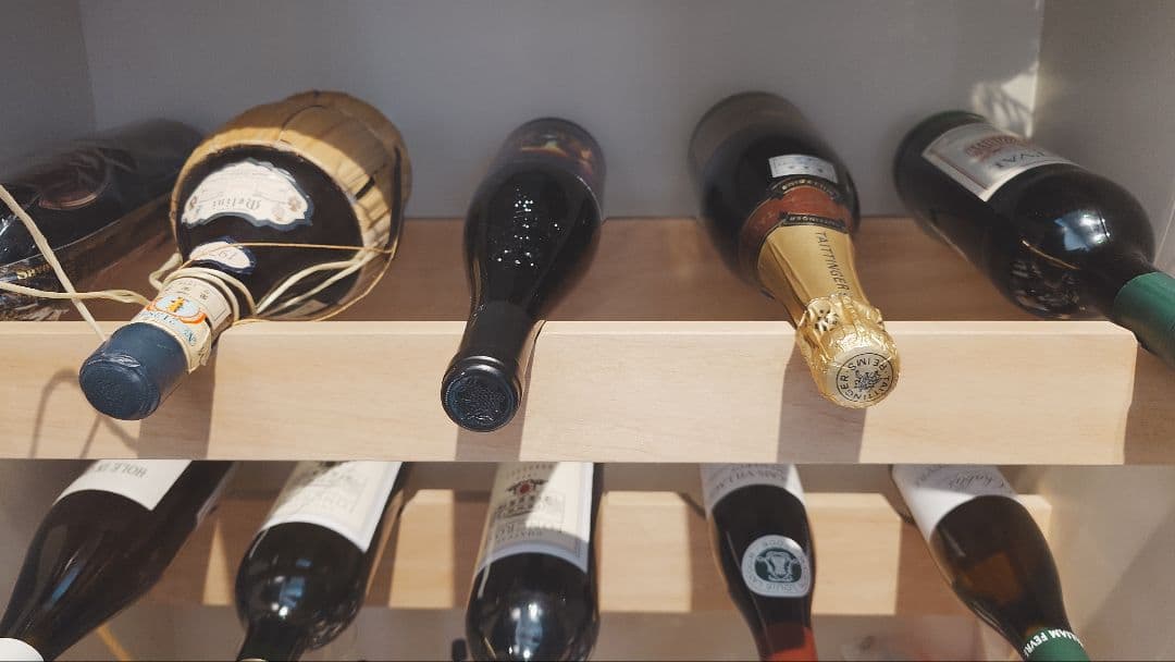 1983年　TAITTINGER シャンパン 750ml