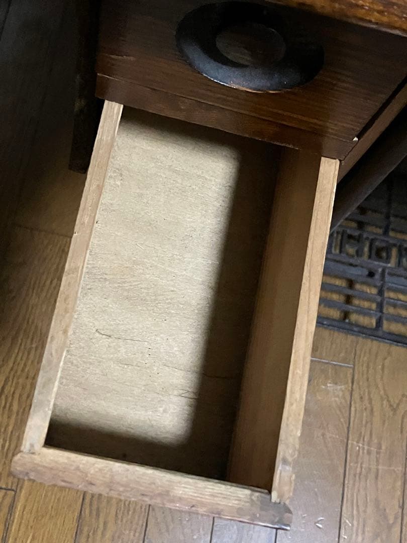 アンティーク足踏みミシン