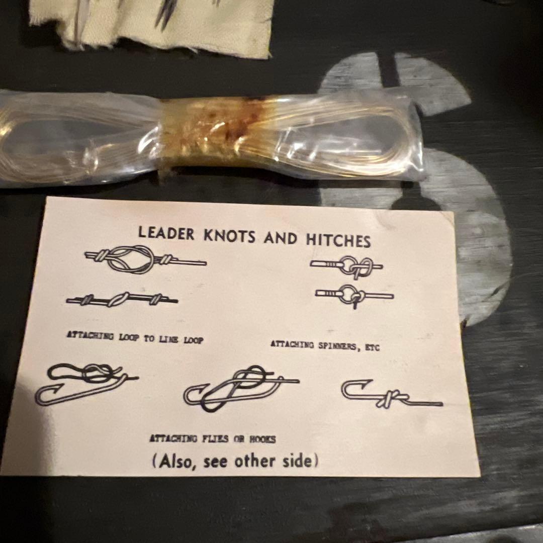 米軍実物　ビンテージ　サバイバルキット