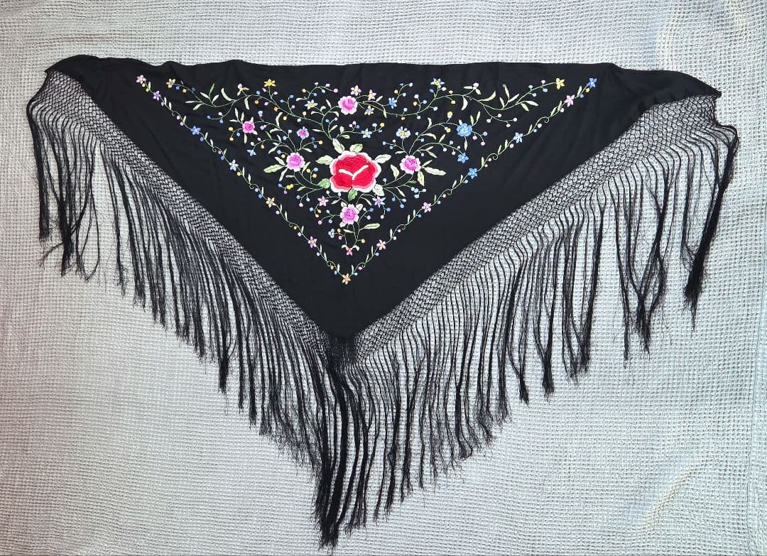 フラメンコ衣装 シージョ　黒刺繍