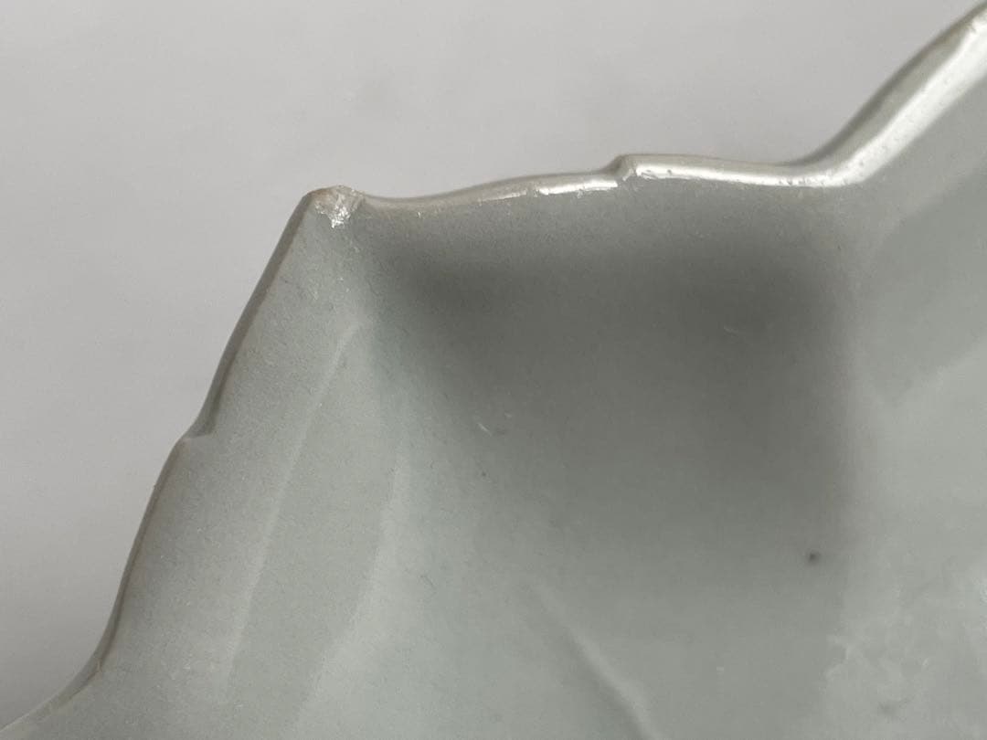 骨董　アンティーク　藍九谷　染付如意雲文楓形皿　変形皿