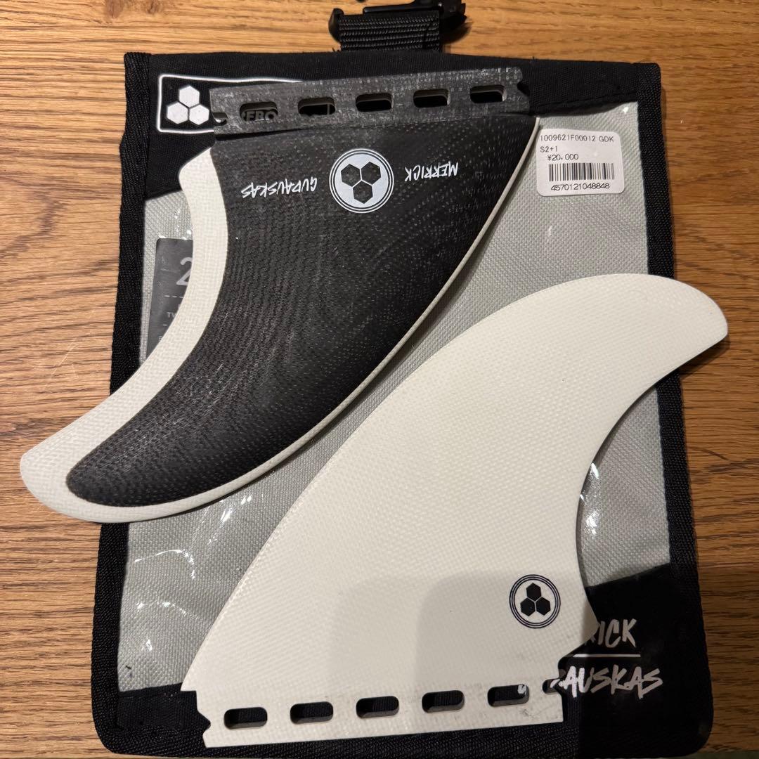 G SKATE Future/GUDAUSKAS 2+1 ガダスカスフィン