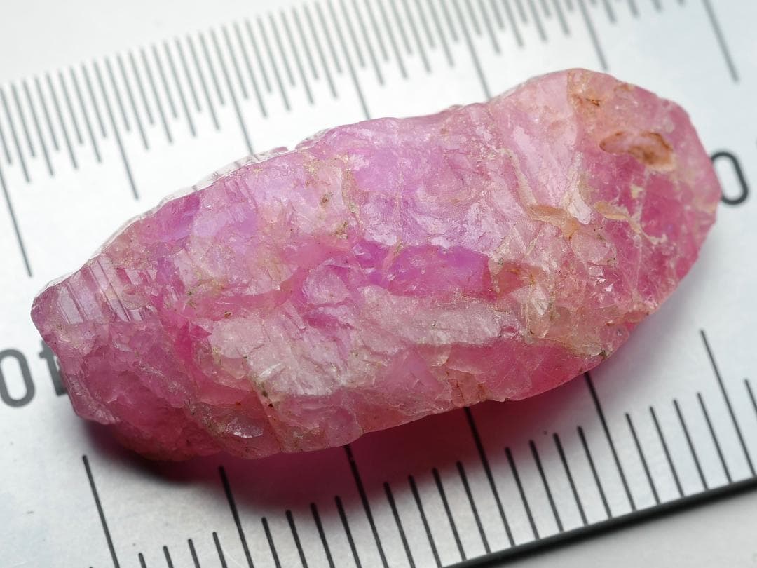 ピンクサファイア ★ ベトナム産 鉱物標本 原石 宝石 鉱石 ルビー 天然石 6